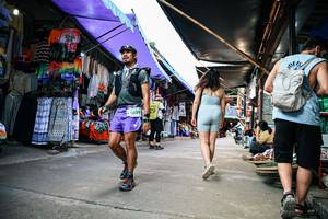 BIB: 
                            <button type="button" onclick="openModal(25387622)" class="btn btn-primary btn-sm float-right btn-popup" data-toggle="modal" data-target=".modal-high-quality">
                        <i class="fas fa-shopping-cart"></i> Add to Cart
                    </button>
                                            <button type="button" onclick="isThisMe(25387622, true)" class="btn btn-success btn-sm float-right btn-popup btn-isme hidden" data-toggle="tooltip" data-placement="bottom" title="นี่คือรูปของคุณใช่ไหม คลิกที่นี่เพื่อเอาเข้าอัลบั้ม">
                        <i class="fas fa-plus"></i> Add to album
                    </button>
                    <button type="button" onclick="isThisMe(25387622, false)" class="btn btn-warning btn-sm float-right btn-popup btn-isnotme hidden">
                        <i class="fas fa-ban"></i> Remove from album
                    </button>